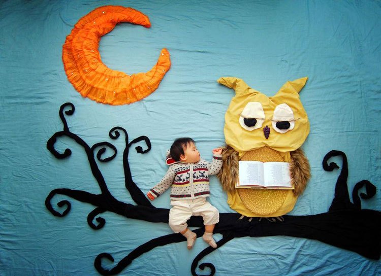 تصویرسازی با بچه و وسایل خواب