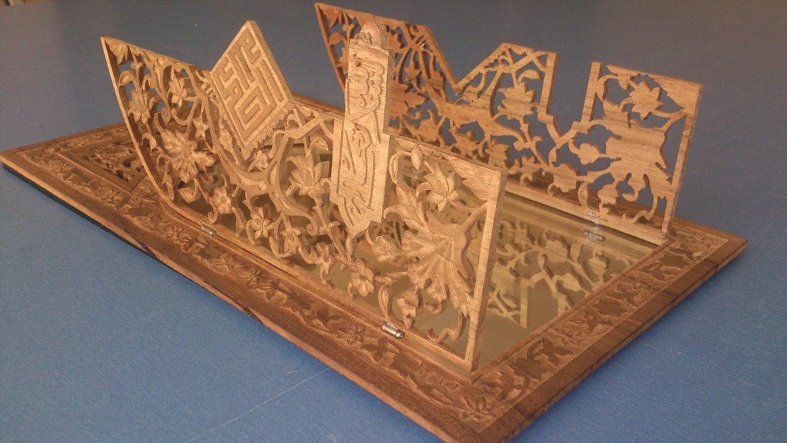 قاب آیینه ی زیبا