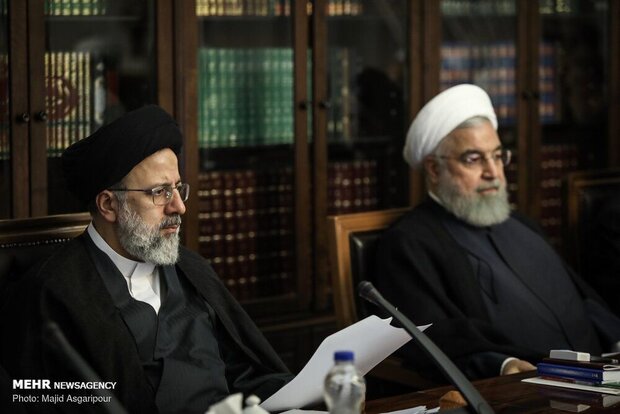 آیتالله رئیسی: با سازوکار اجرایی طرح «سهمیهبندی بنزین» مخالفم آیتالله رئیسی: با سازوکار اجرایی طرح «سهمیهبندی بنزین» مخالفم