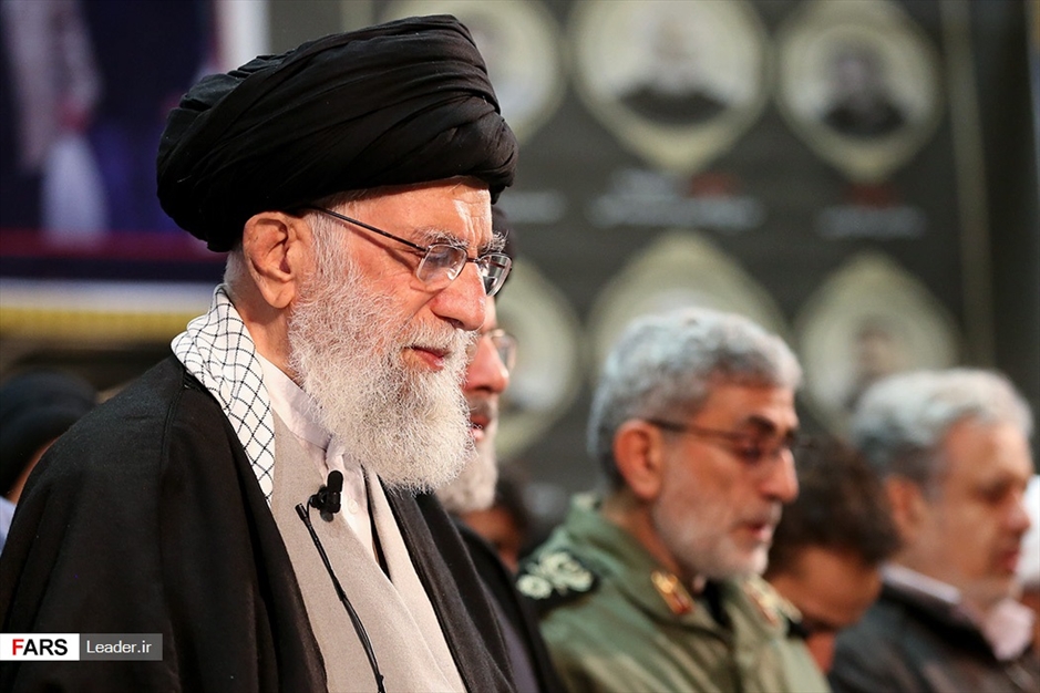 تشییع و اقامه نماز بر پیکر شهید «حاج قاسم سلیمانی»