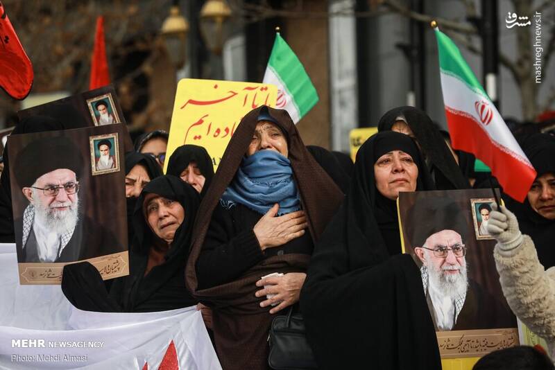 راهپیمایی مردم بعد از خبر شهادت حاج قاسم سلیمانی