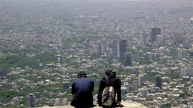 پدر و مادرف ازدواج، مخالفت،جوانان، دختر، پسر،خانواده،زندگی،شور عاطفی،بلوغ،نیاز جنسی،دکتر حبشی،سلامت جسم،مشاورف روانشناس،آثار منفی