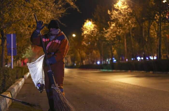 پاکبانها و رسالت پاک کردن شهر از کرونا پاکبانها و رسالت پاک کردن شهر از کرونا