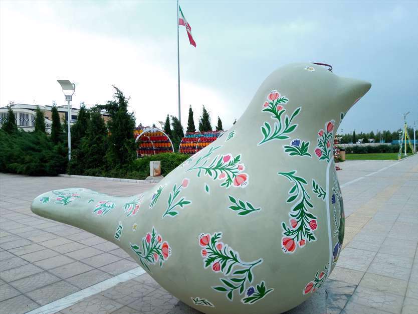 تندیس مرغان 