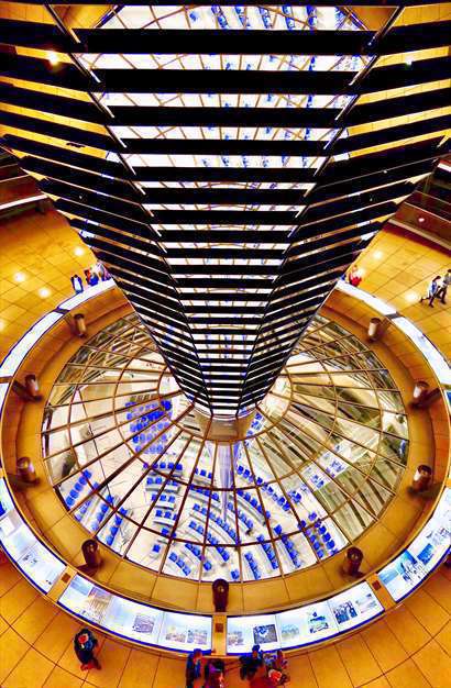 معماری های عجیب