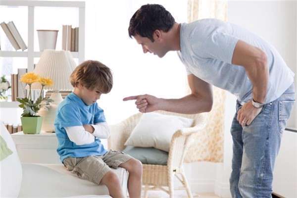 نحوه صحیح دستور دادن به کودک نحوه صحیح دستور دادن به کودک