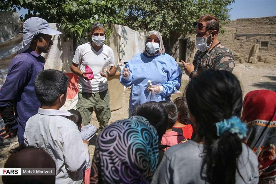 کمک جهادگران سلامت به زاغه‌نشینان پاکستانی