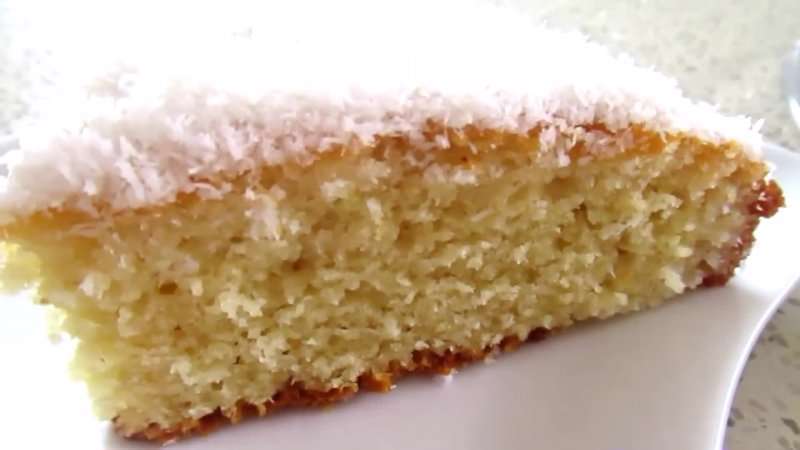 طرز تهیه کیک نارگیلی ساده ی خانگی طرز تهیه کیک نارگیلی ساده ی خانگی