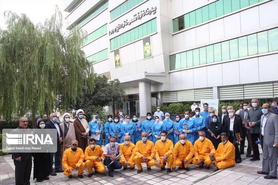 تجلیل آزادگان دفاع مقدس از مدافعان سلامت