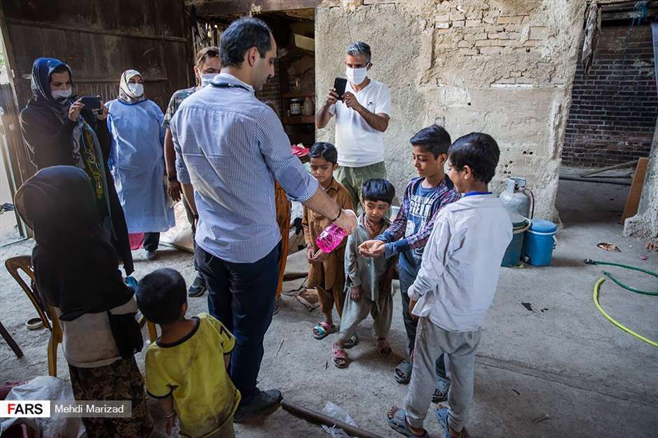 کمک جهادگران سلامت به زاغه‌نشینان پاکستانی