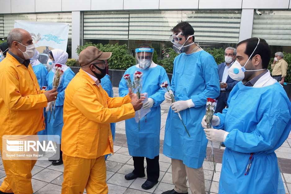 تجلیل آزادگان دفاع مقدس از مدافعان سلامت