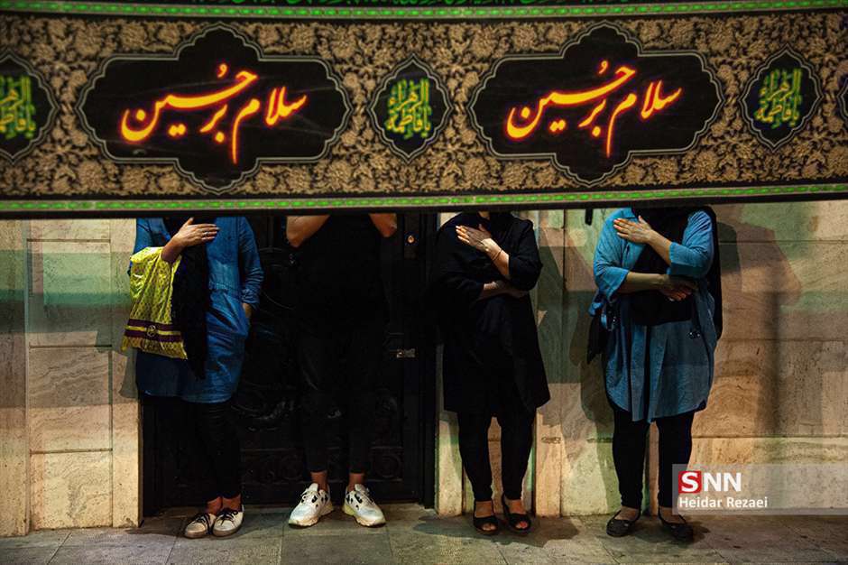زیر سایه حسین (ع)