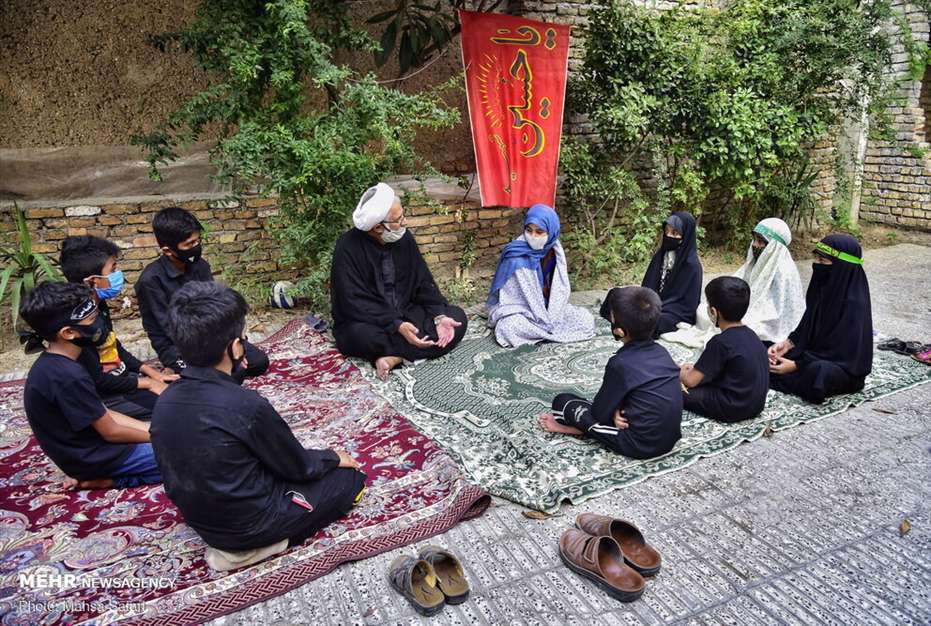 زیر سایه حسین (ع)