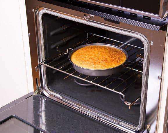 کیک اسفنجی