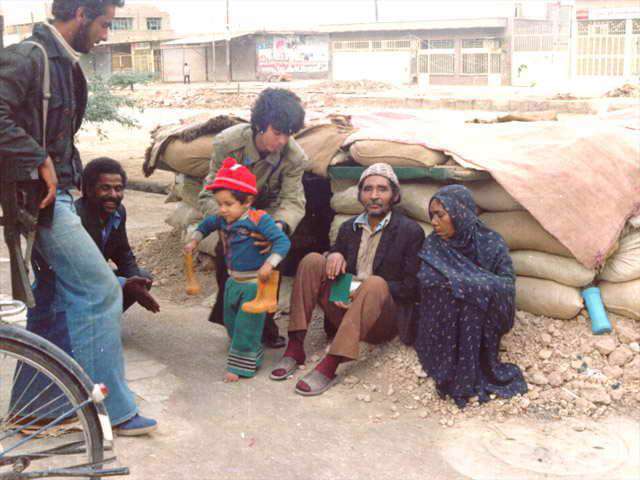 جنگ و زندگی | تصاویری از مردم در دفاع مقدس