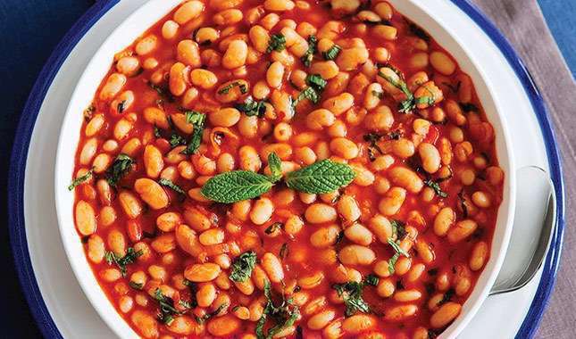 طرز تهیه خورشت فاصولیه با مرغ یا گوشت خورشت فاصولیه