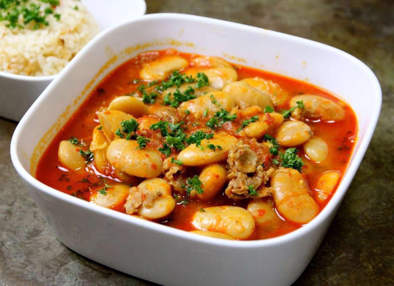 طرز تهیه خورشت فاصولیه با مرغ یا گوشت خورشت فاصولیه