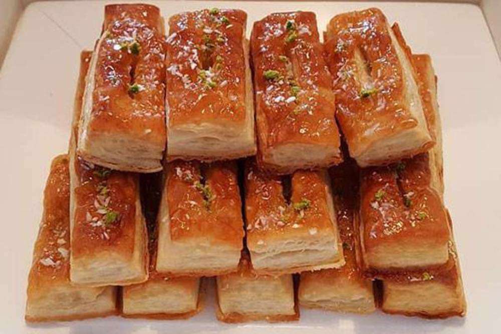 شیرینی زبان