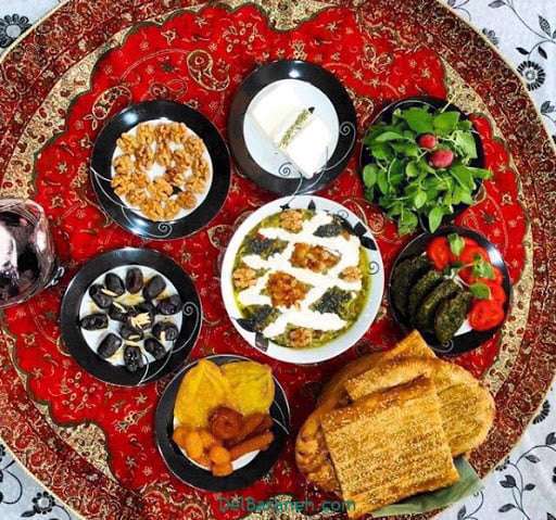 آش اسفناج برای سفره افطار