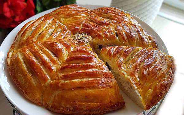 نان مغزدار گردو خرما