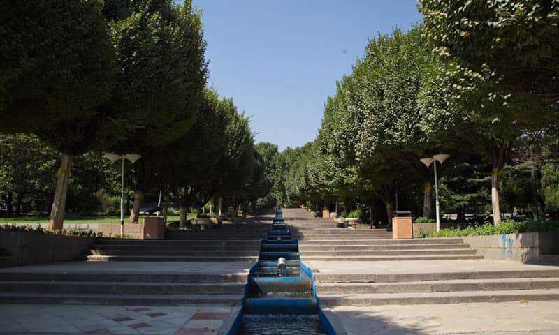 پارک نیاوران