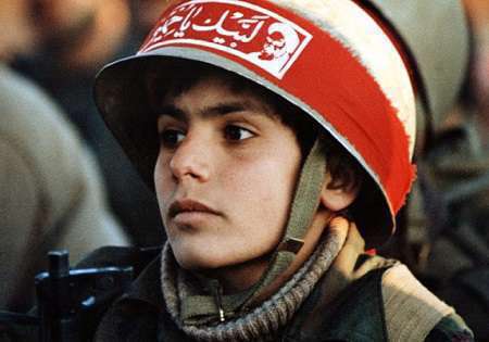 نوجوانان در جنگ