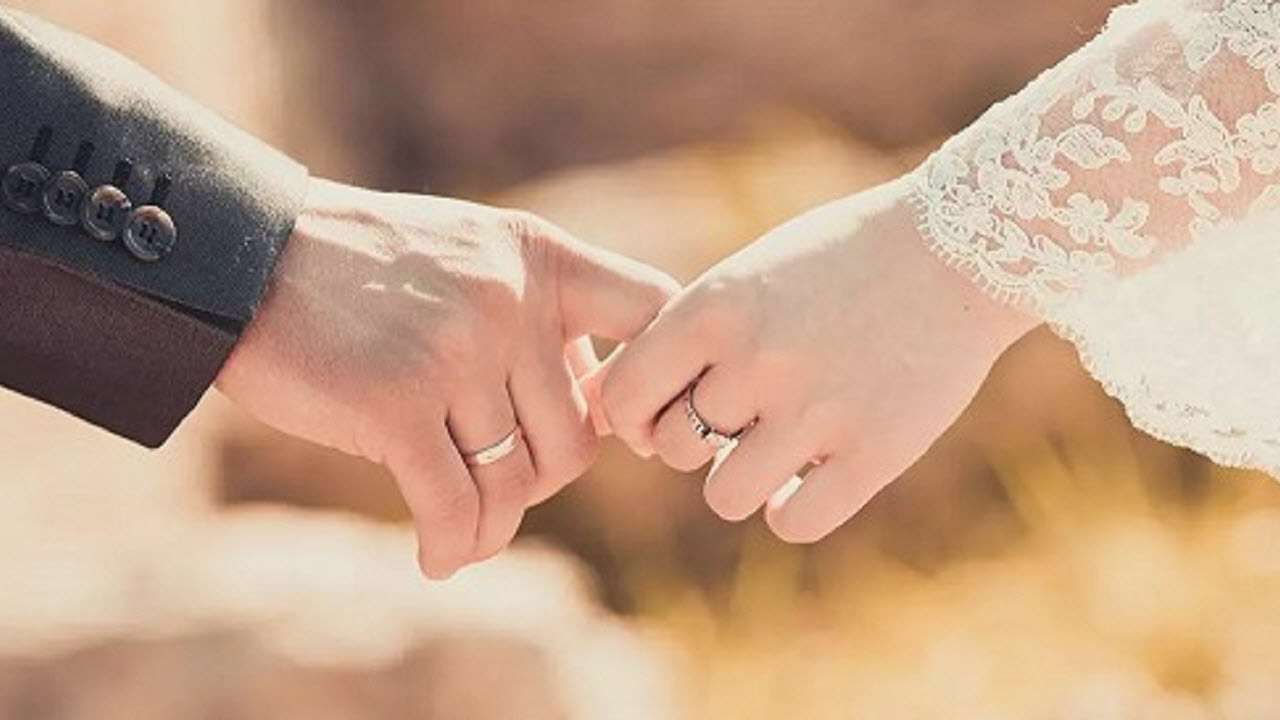 همسان گزینی خواستگاری فاصله سنی اختلاف سنی معکوس دختر پسر همسر