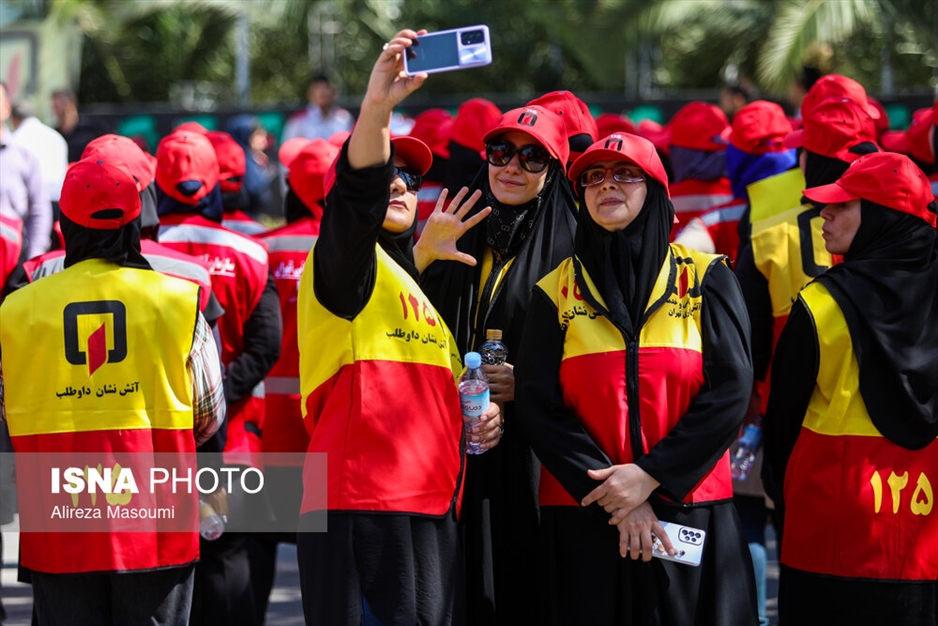 مراسم پایان دوره آتش‌ نشانان داوطلب