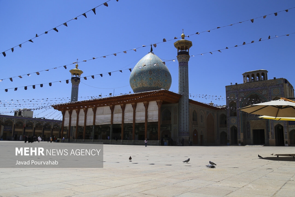 آرامش در حرم مطهر شاهچراغ علیه‌السلام