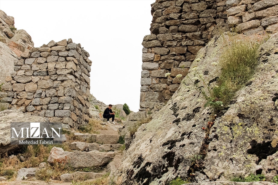 صعود به قلعه بابک