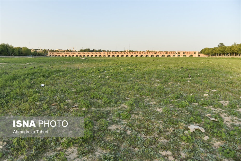 داغ زاینده‌رود!