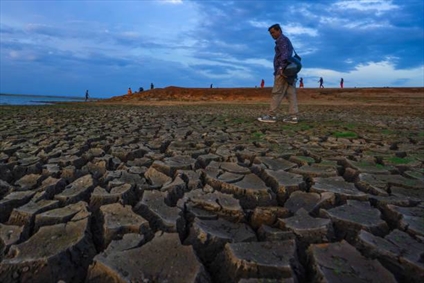 خشک شدن منطقه‌ای در سریلانکا 