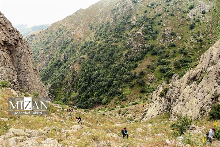 صعود به قلعه بابک