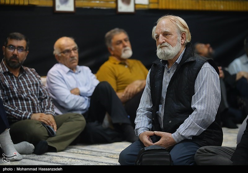 رونمایی از کتاب عکس جاویدالاثر کاظم اخوان