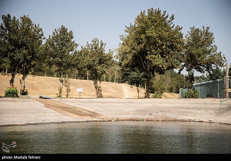 حال و روز دریاچه آزادی در روزهای گرم تابستان