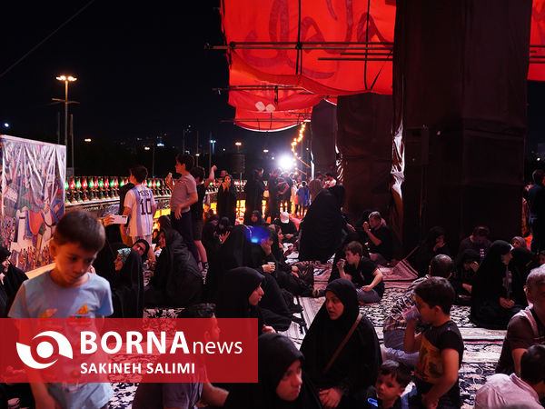 سوگواره آئینی محرم شهر در میدان آزادی