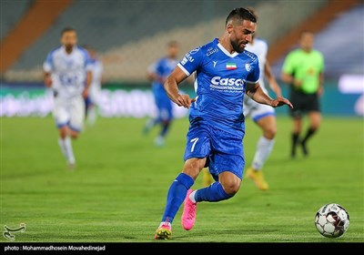 دیدار تیم های فوتبال استقلال و ملوان
