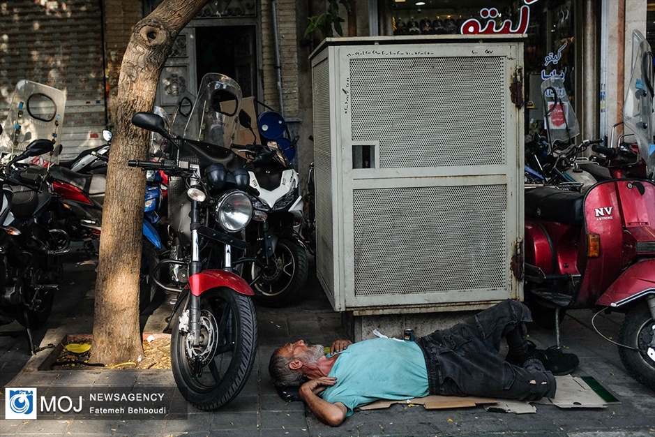 مردم تهران در گرمترین روزهای تابستان