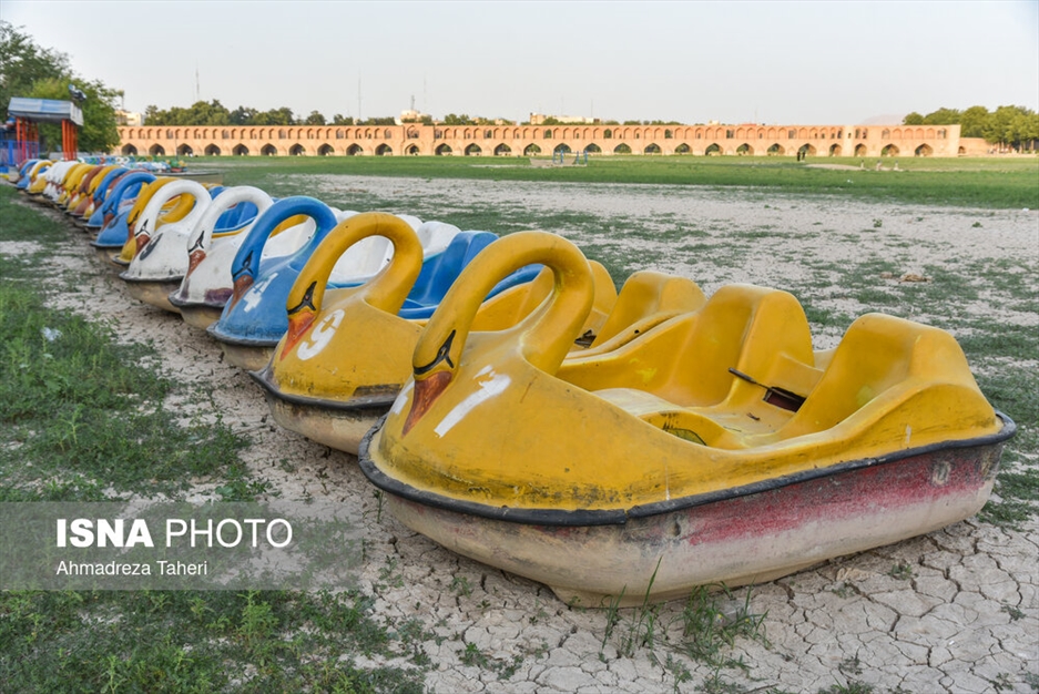 داغ زاینده‌رود!