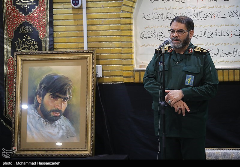 رونمایی از کتاب عکس جاویدالاثر کاظم اخوان