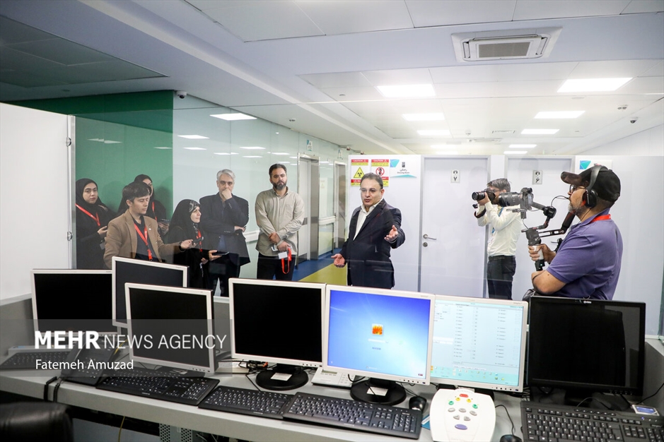 بازدید خبرنگاران از مرکز جامع سرطان برکت