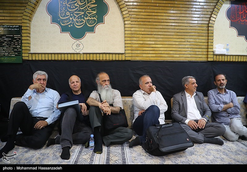 رونمایی از کتاب عکس جاویدالاثر کاظم اخوان