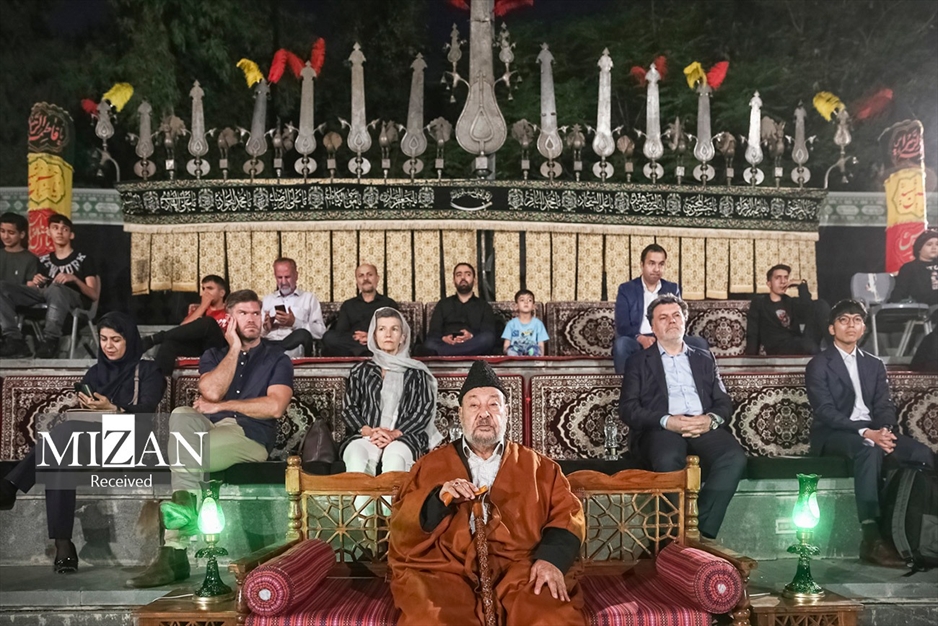 نمایش‌های آیینی مذهبی «شبیه نور»