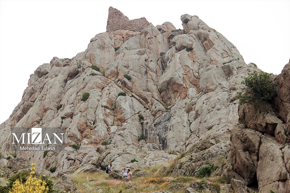 صعود به قلعه بابک