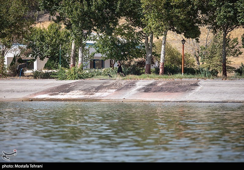 حال و روز دریاچه آزادی در روزهای گرم تابستان