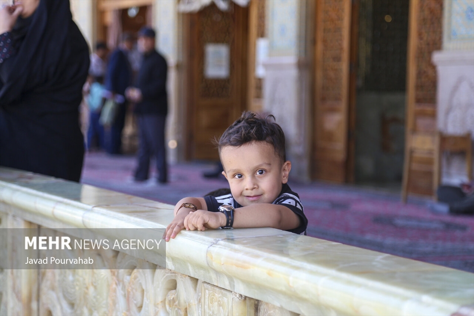 آرامش در حرم مطهر شاهچراغ علیه‌السلام