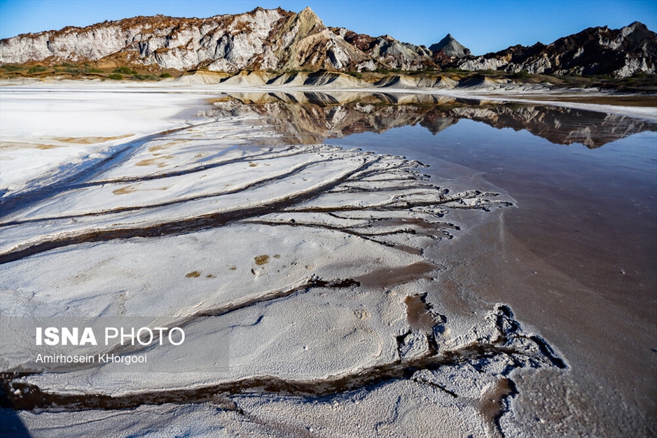 کوه‌های نمک جزیره هرمز