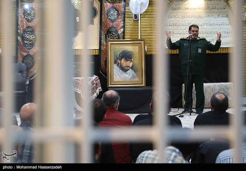 رونمایی از کتاب عکس جاویدالاثر کاظم اخوان