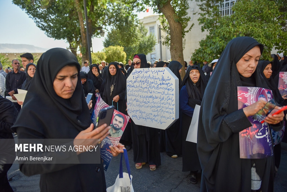 تشییع ۲ شهید حادثه تروریستی حرم شاهچراغ (علیه‌السلام)