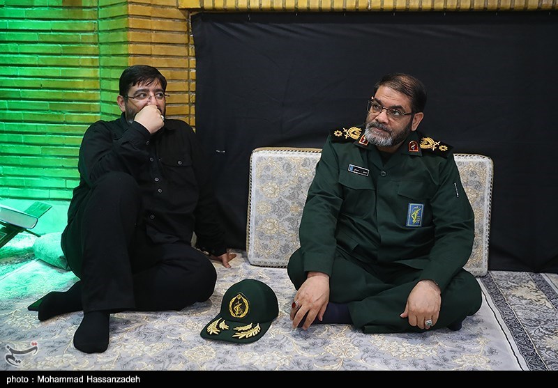 رونمایی از کتاب عکس جاویدالاثر کاظم اخوان